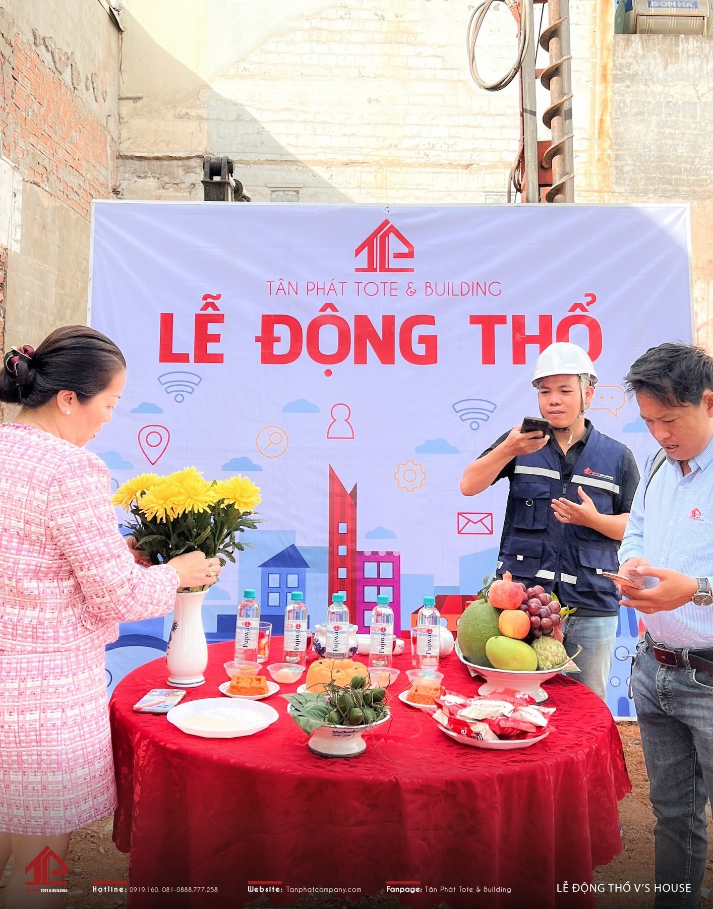 Lễ Vật Gồm: Hoa, Trái Cây, Trầu Cau, Bánh Kẹo,... và các vật dụng cần thiết